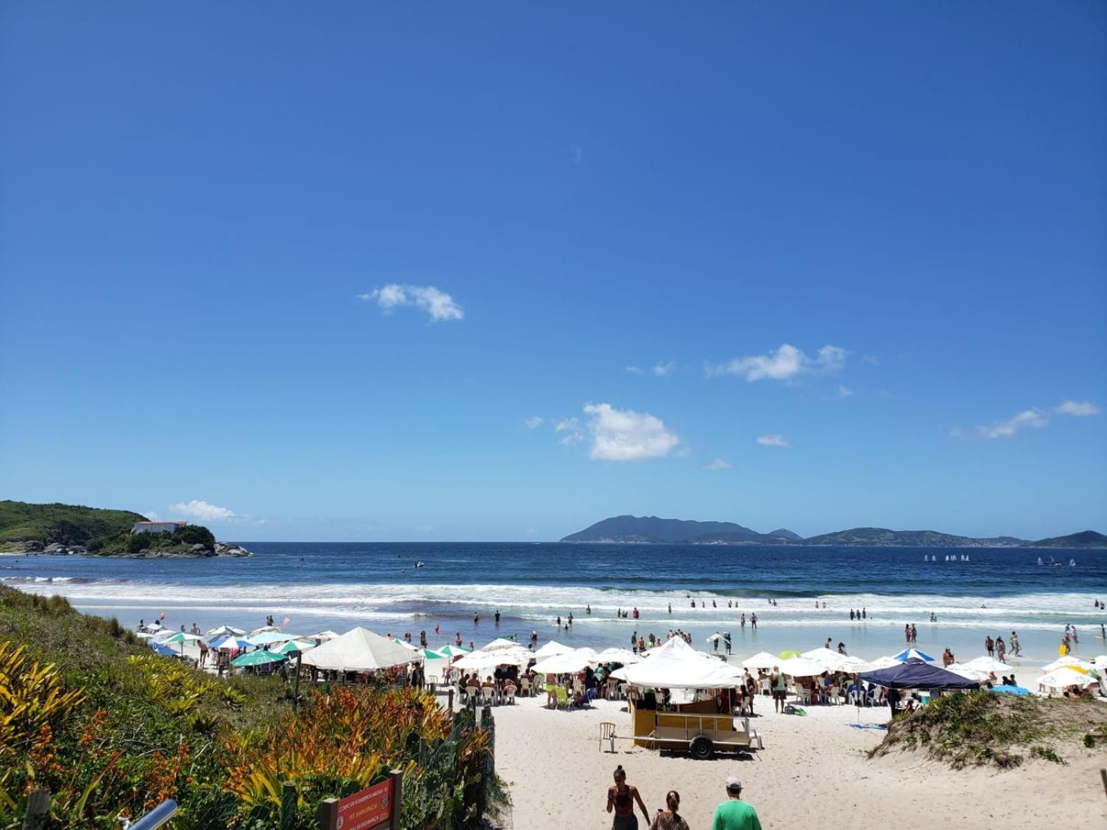 Localizacao Imbativel! A 98M Da Praia Do Forte Com Conforto, Ar-Condicionado E Estacionamento! Cabo Frio Luaran gambar